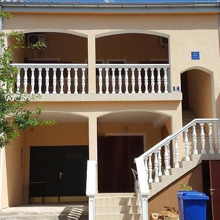 Apartments With A Parking Space Starigrad, Paklenica - 11683 מראה חיצוני תמונה